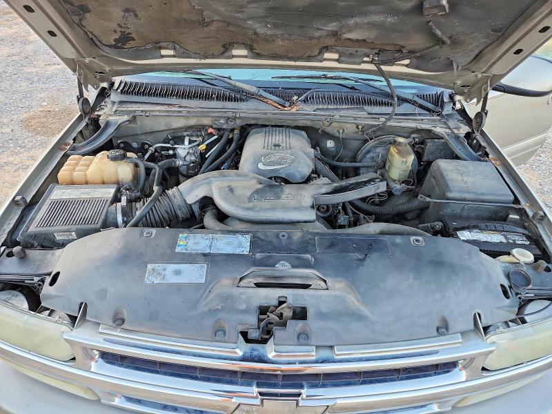 2002 Chevrolet Suburban C1500