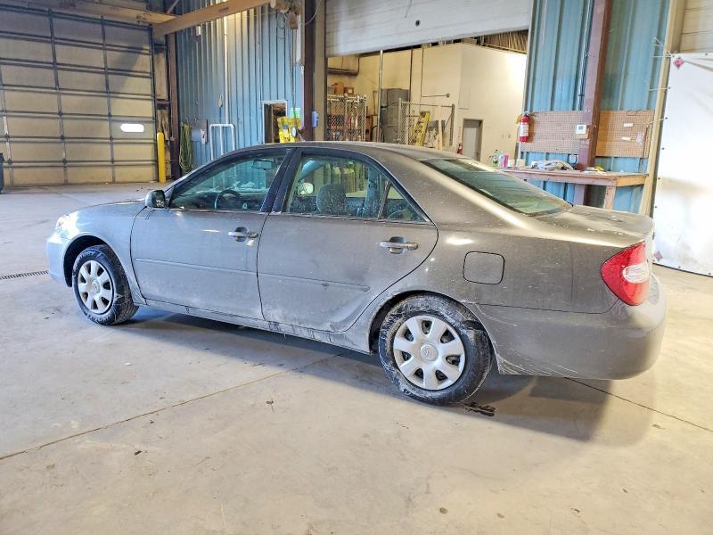2004 Toyota Camry le