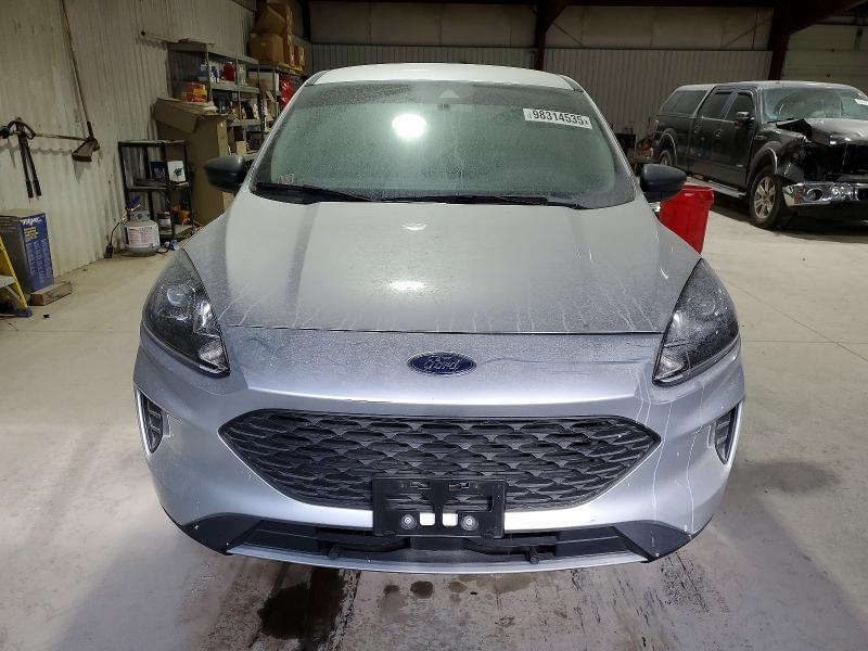 2020 Ford Escape s