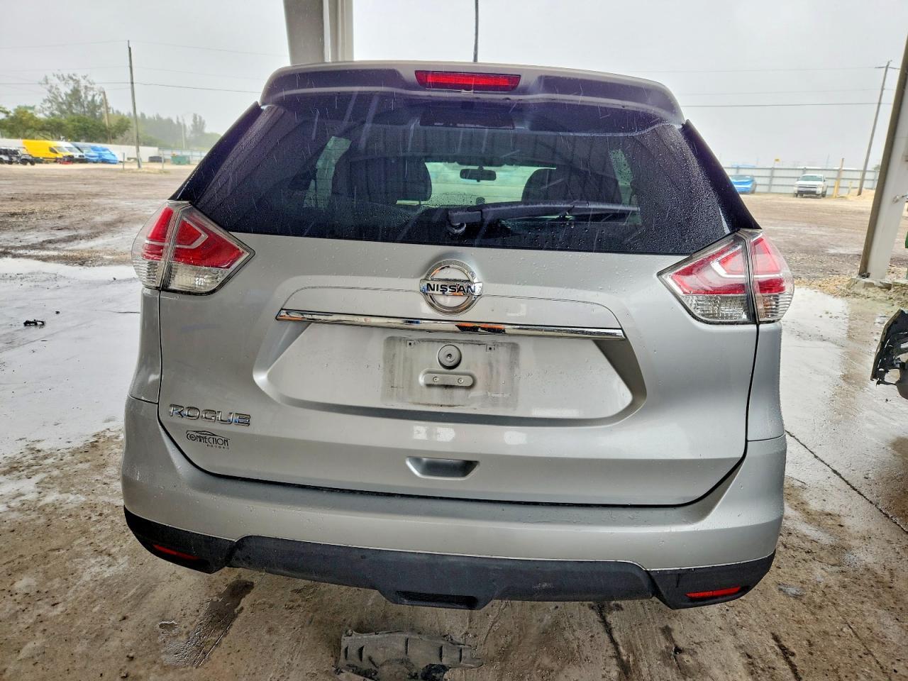 2016 Nissan Rogue sv