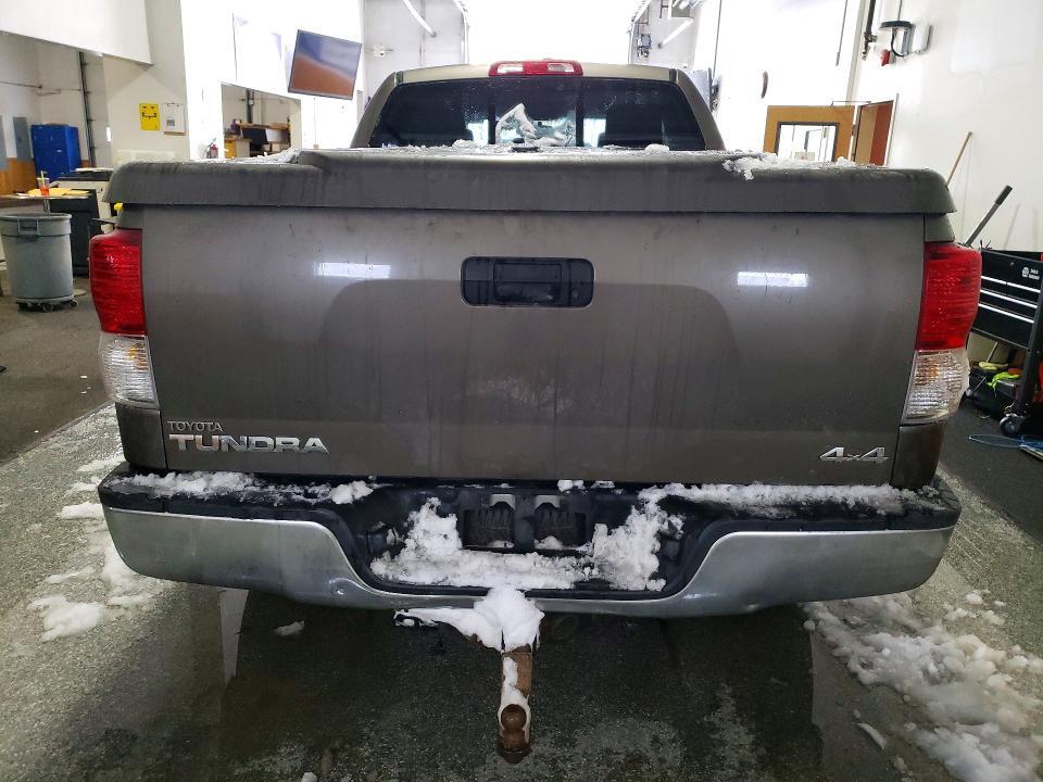 2012 Toyota Tundra Double cab SR5