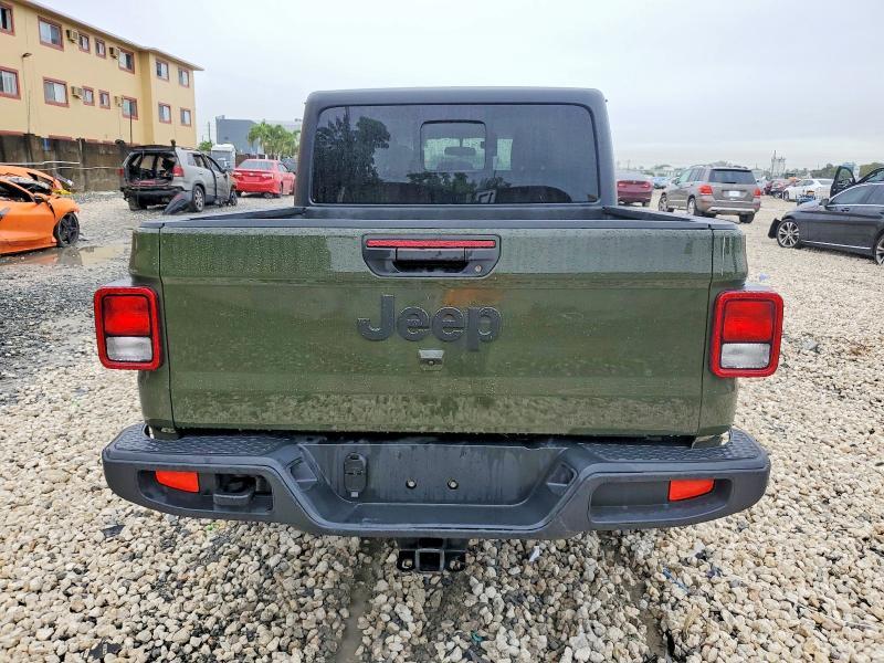 2022 Jeep Gladiator Sport