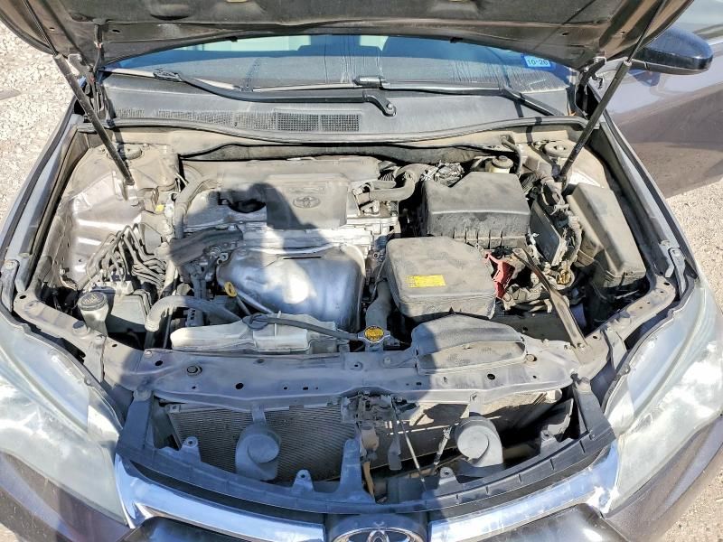 2015 Toyota Camry le