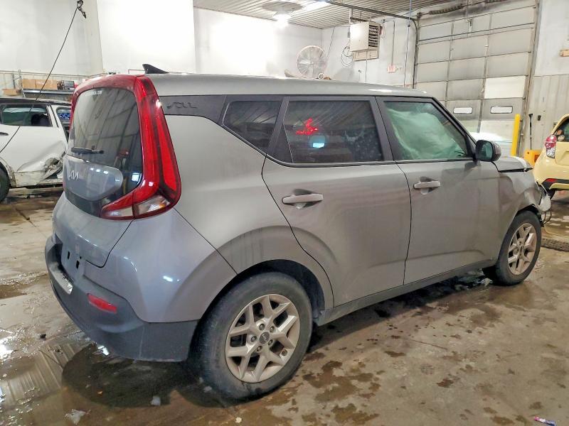 2022 KIA Soul lx