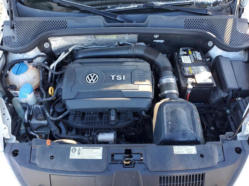2013 Volkswagen Beetle Turbo