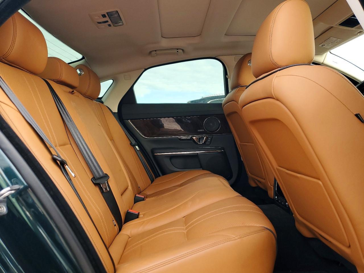 2016 Jaguar XJ