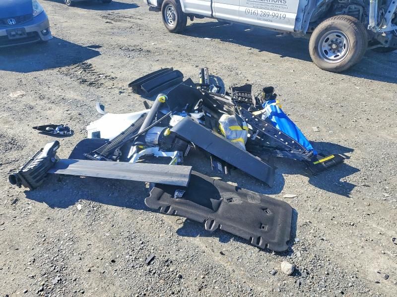 2025 Land Rover Defender 110 s