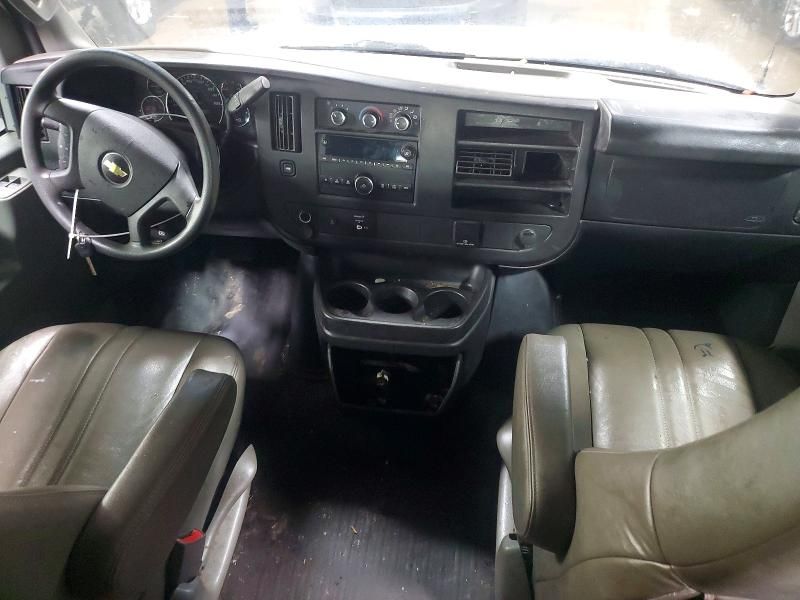 2017 Chevrolet Express G2500