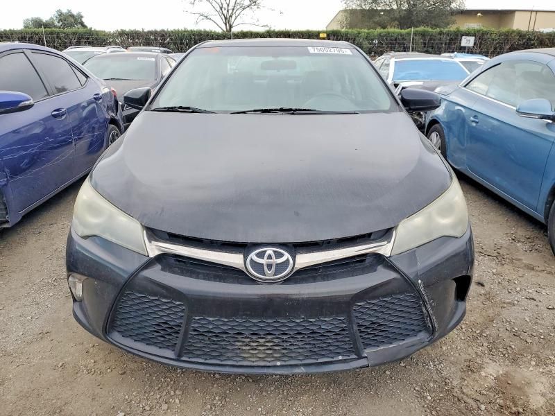 2015 Toyota Camry le