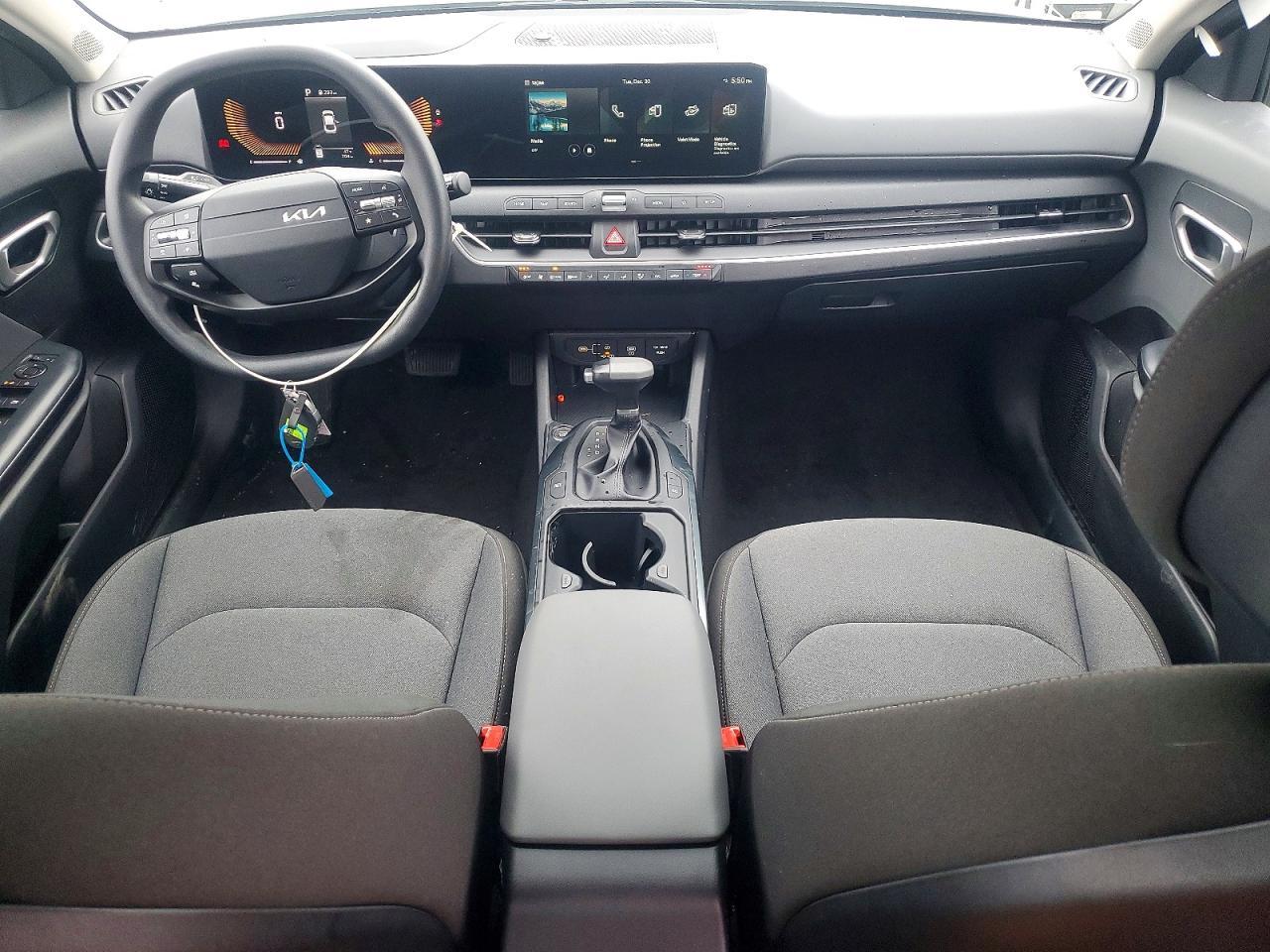 2025 KIA K4 lx