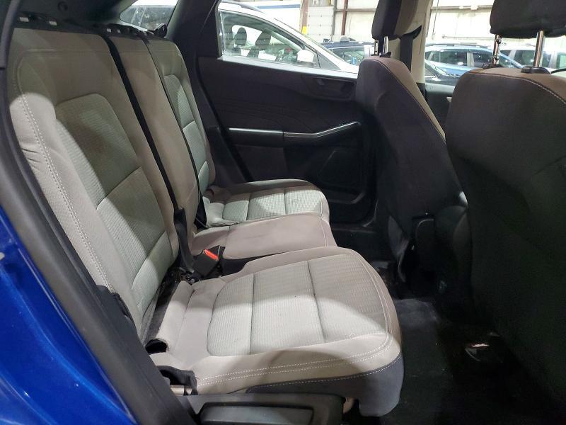 2022 Ford Escape s