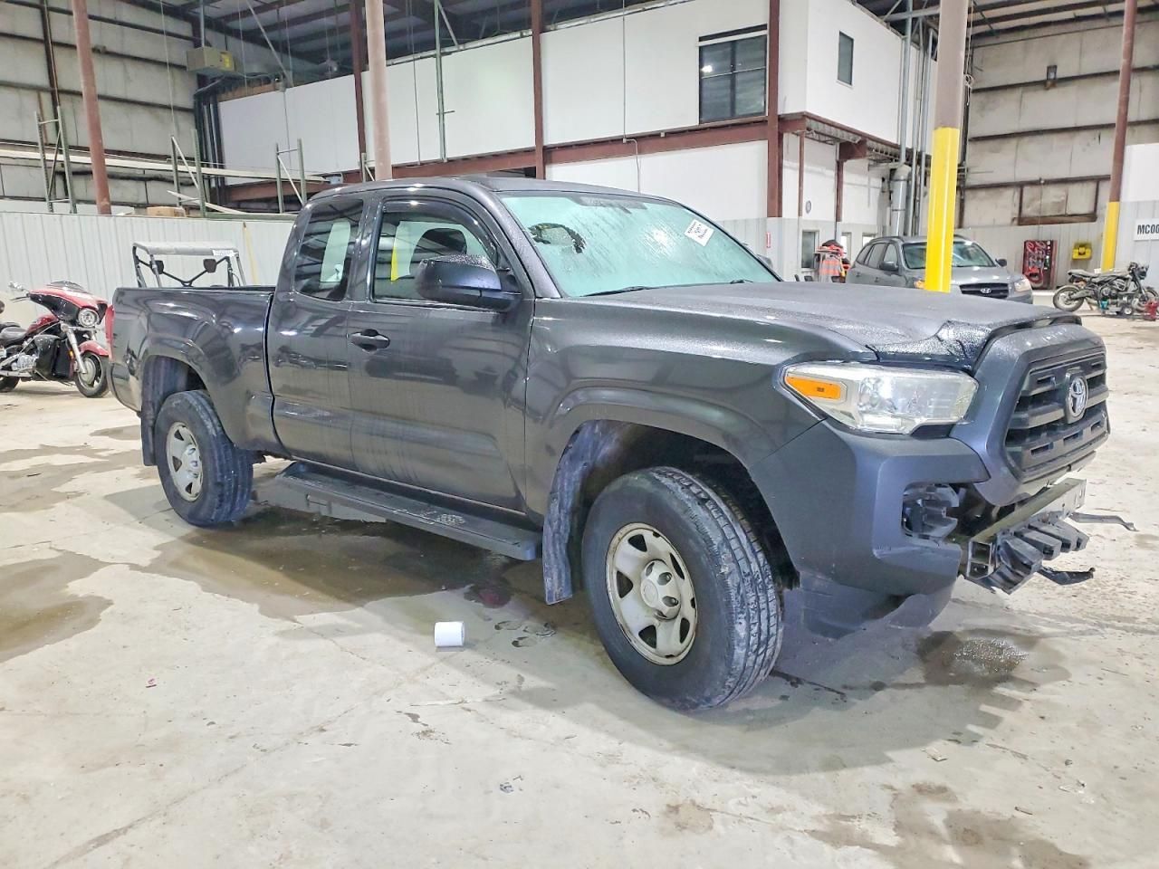 2017 Toyota Tacoma SR