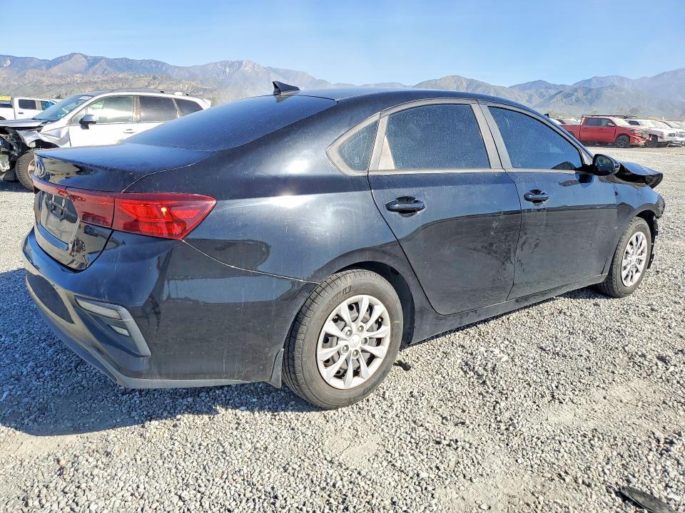 2021 KIA Forte fe