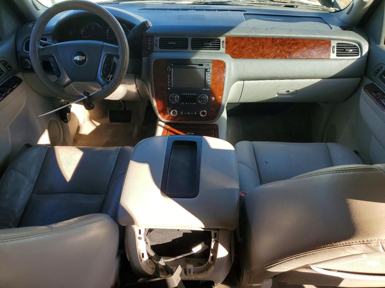 2012 Chevrolet Tahoe C1500 ltz