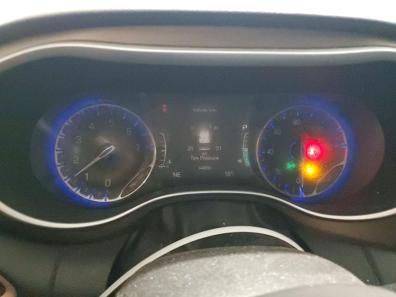 2018 Chrysler Pacifica Touring l