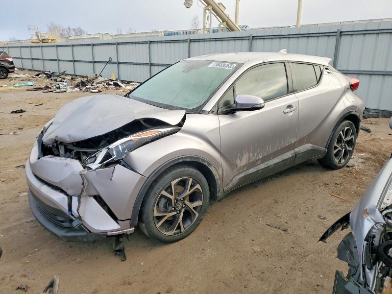 2019 Toyota C-hr xle