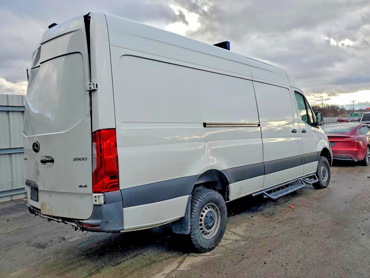 2022 Mercedes-Benz Sprinter 2500