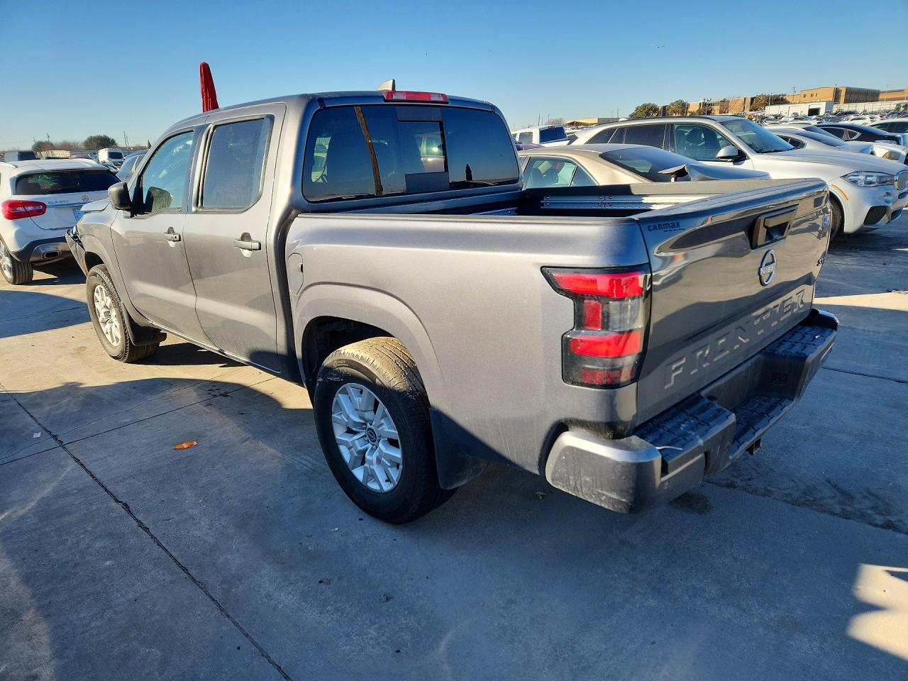 2023 Niss Frontier SV