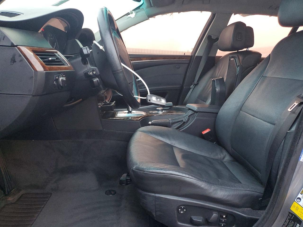 2009 BMW 528 xi