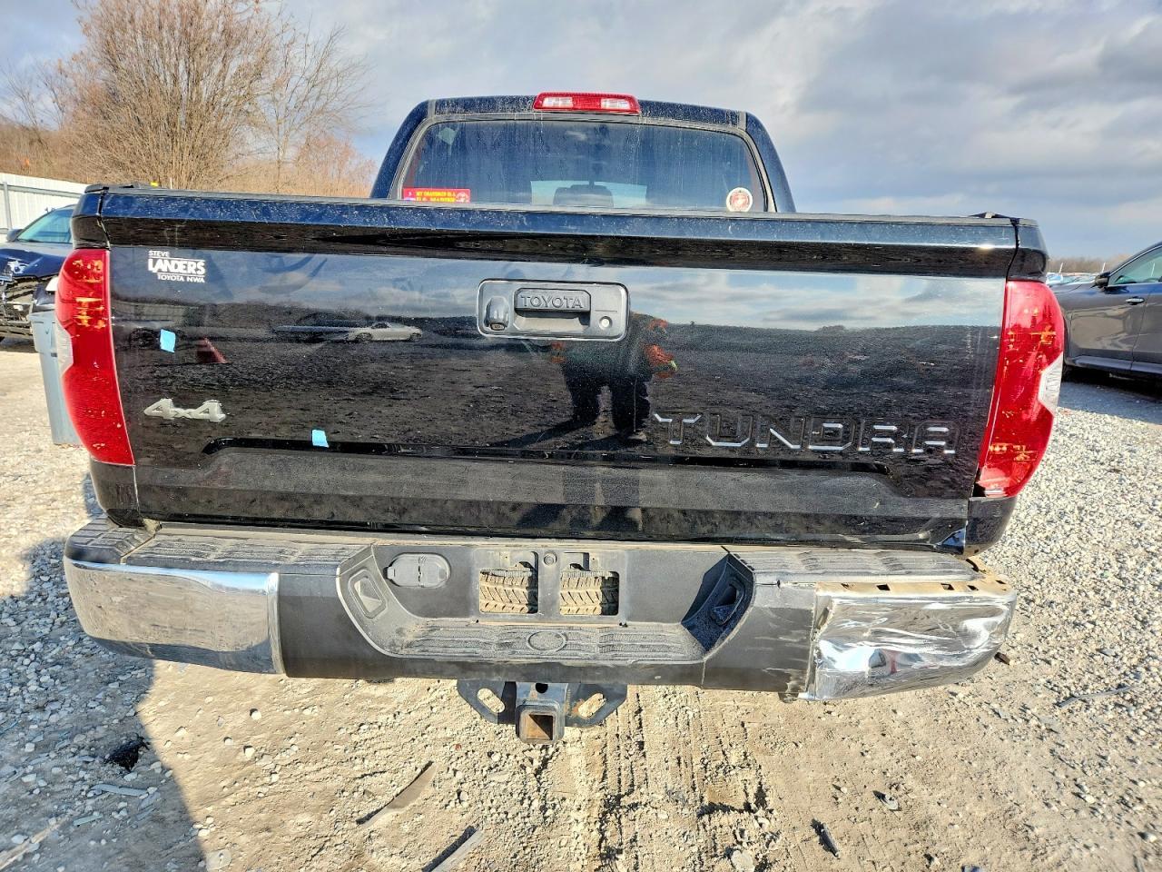 2016 Toyota Tundra Crewmax SR5