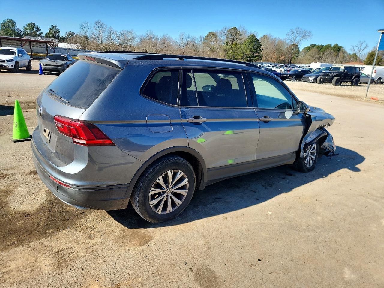 2019 Volkswagen Tiguan s