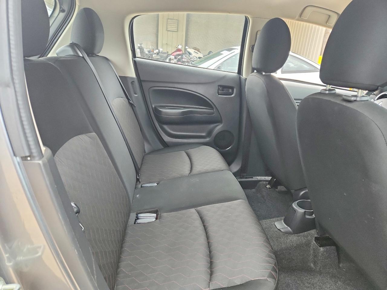 2021 Mitsubishi Mirage es
