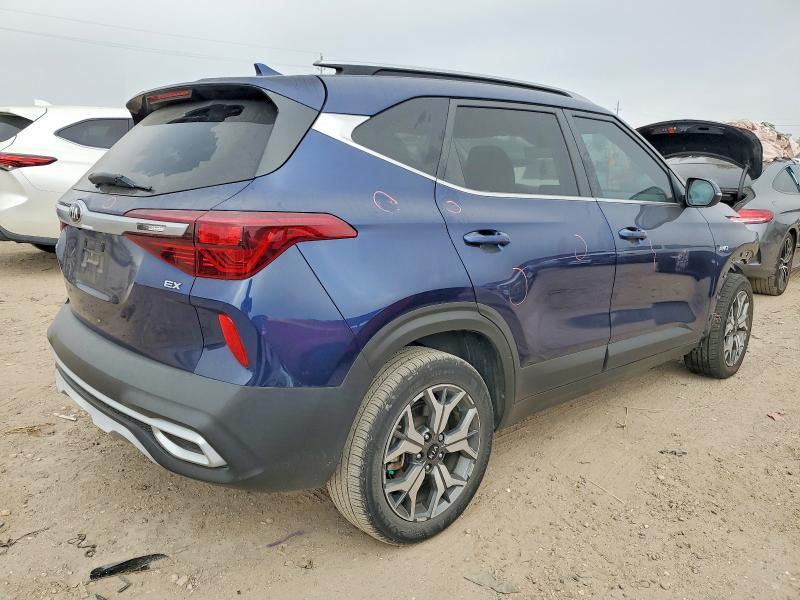 2021 KIA Seltos ex