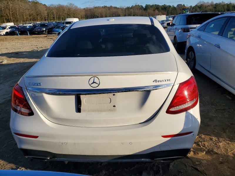 2017 Mercedes-Benz E 300 4matic
