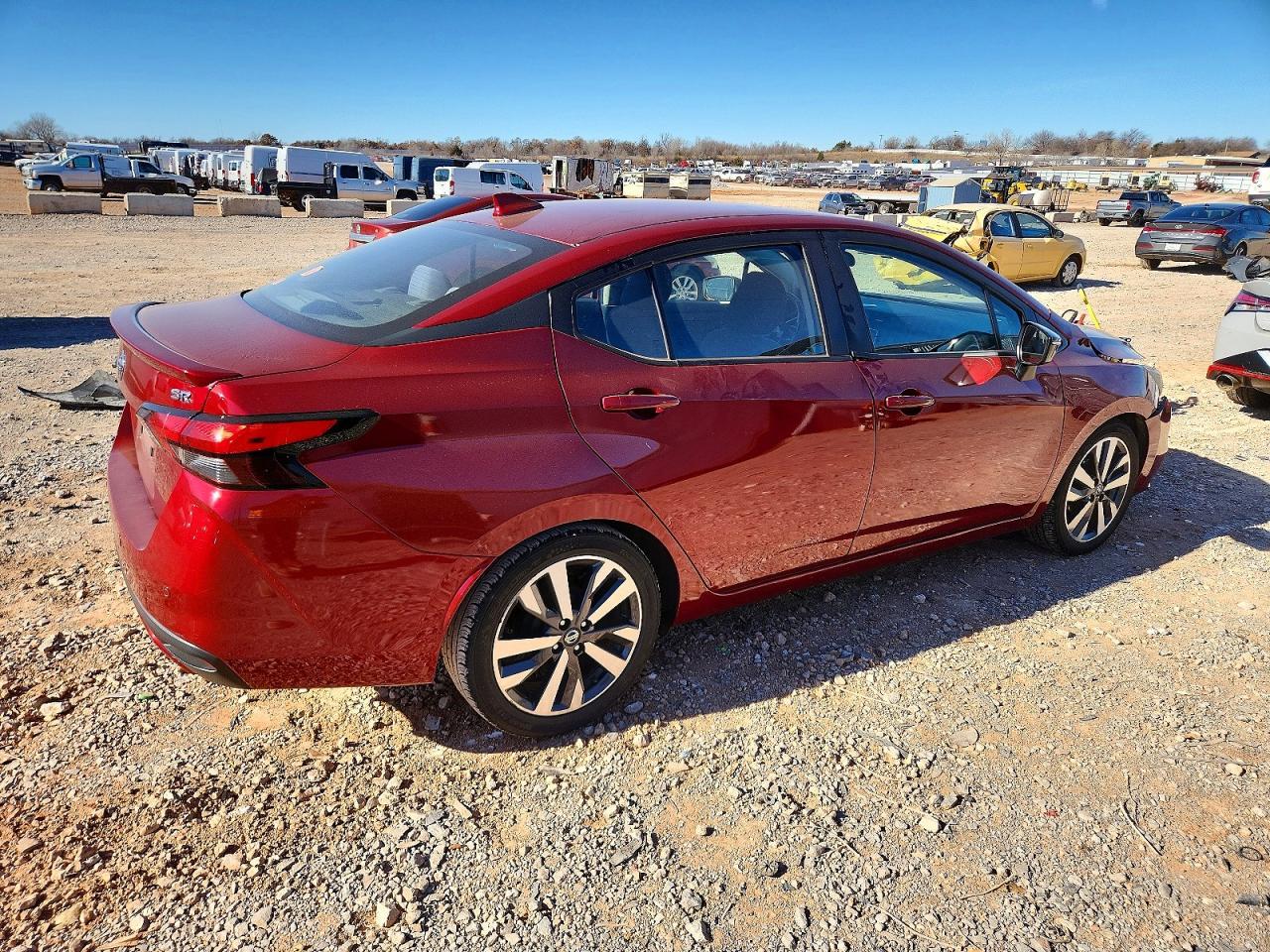 2020 Nissan Versa sr