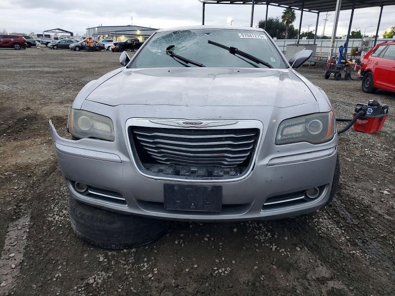 2013 Chrysler 300 s