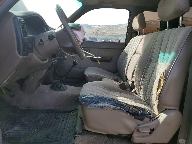 1995 Toyota Tacoma Base