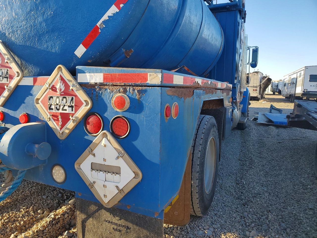 2014 Peterbilt 337 Fuel Truck