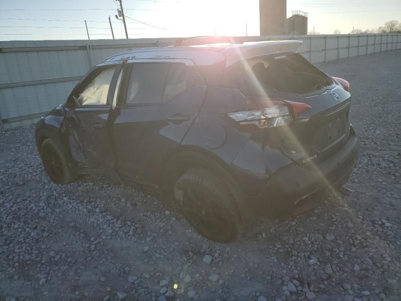 2020 Nissan Kicks sr