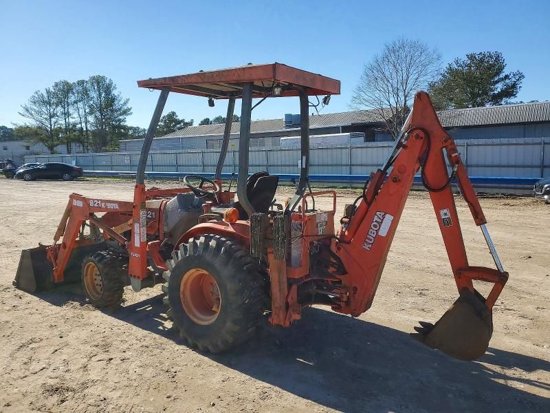 1999 Kubota B21 Backhoe