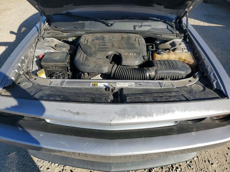 2014 Dodge Challenger sxt