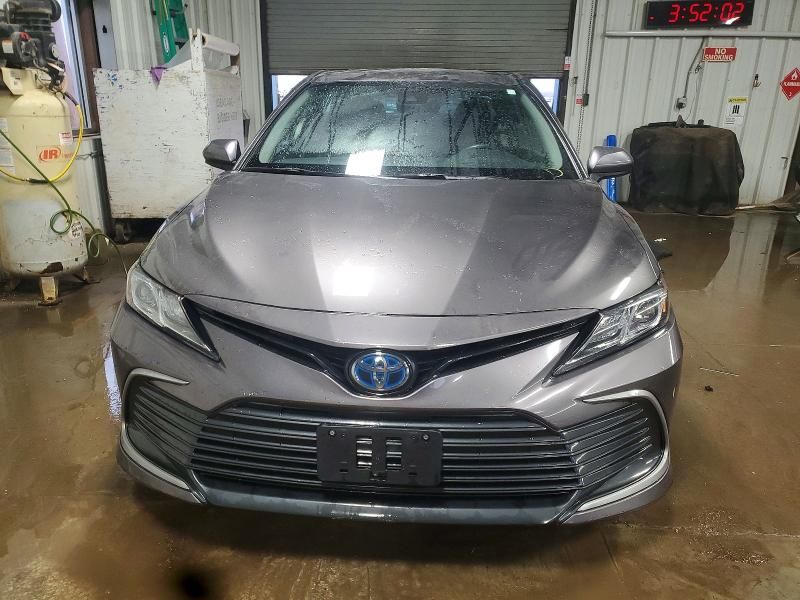 2023 Toyota Camry le