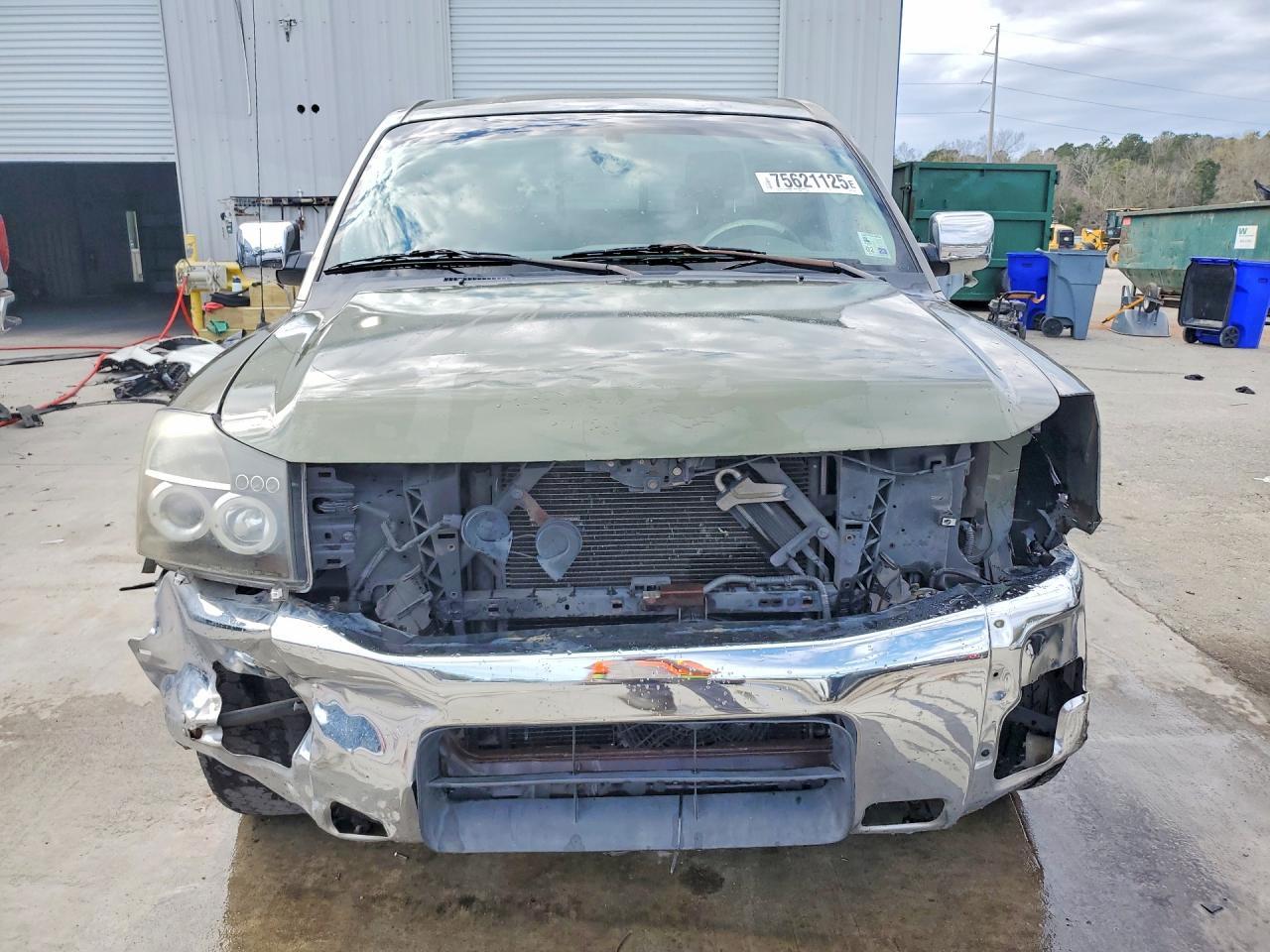 2005 Niss Titan XE