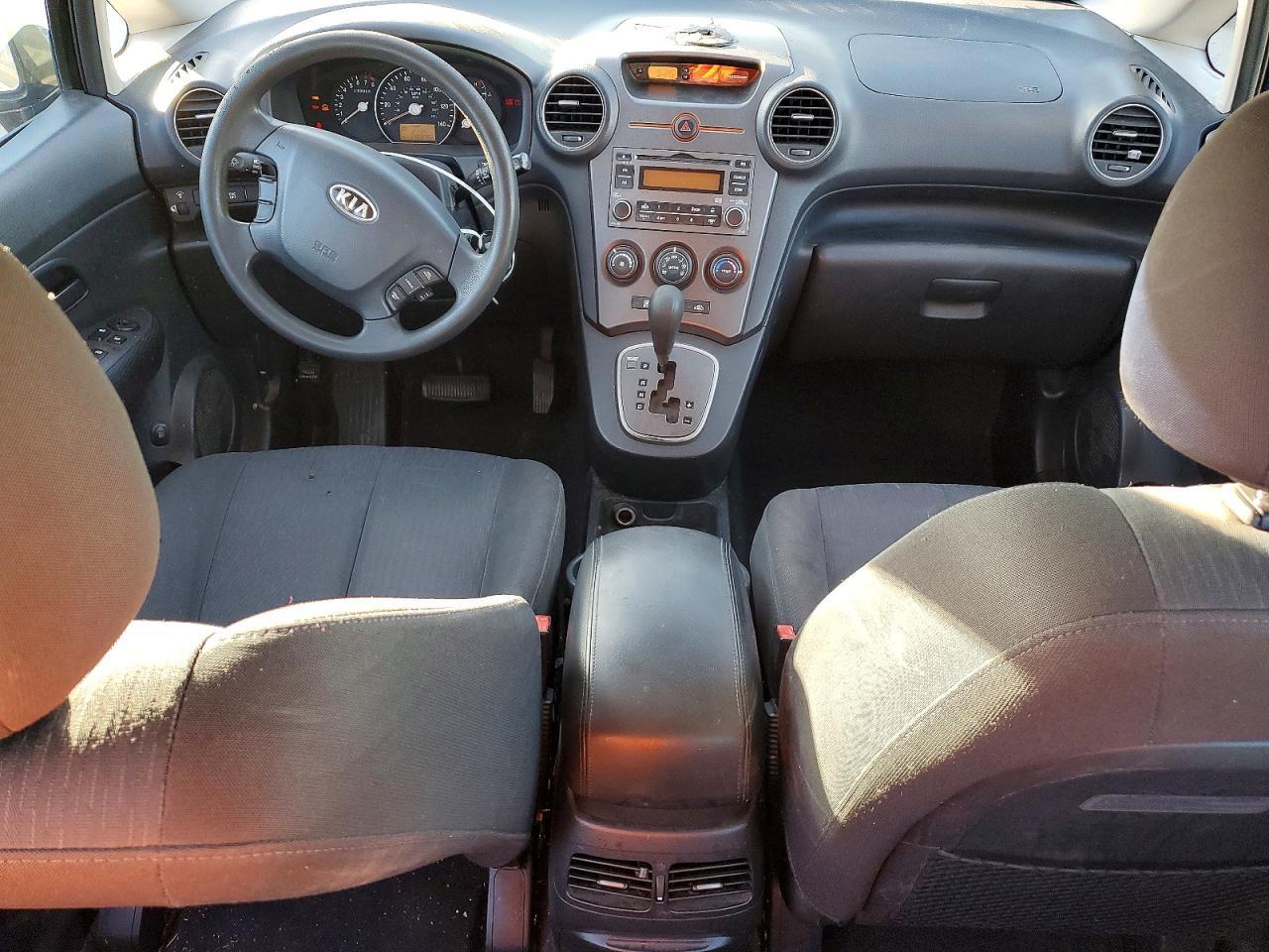 2008 KIA Rondo Base