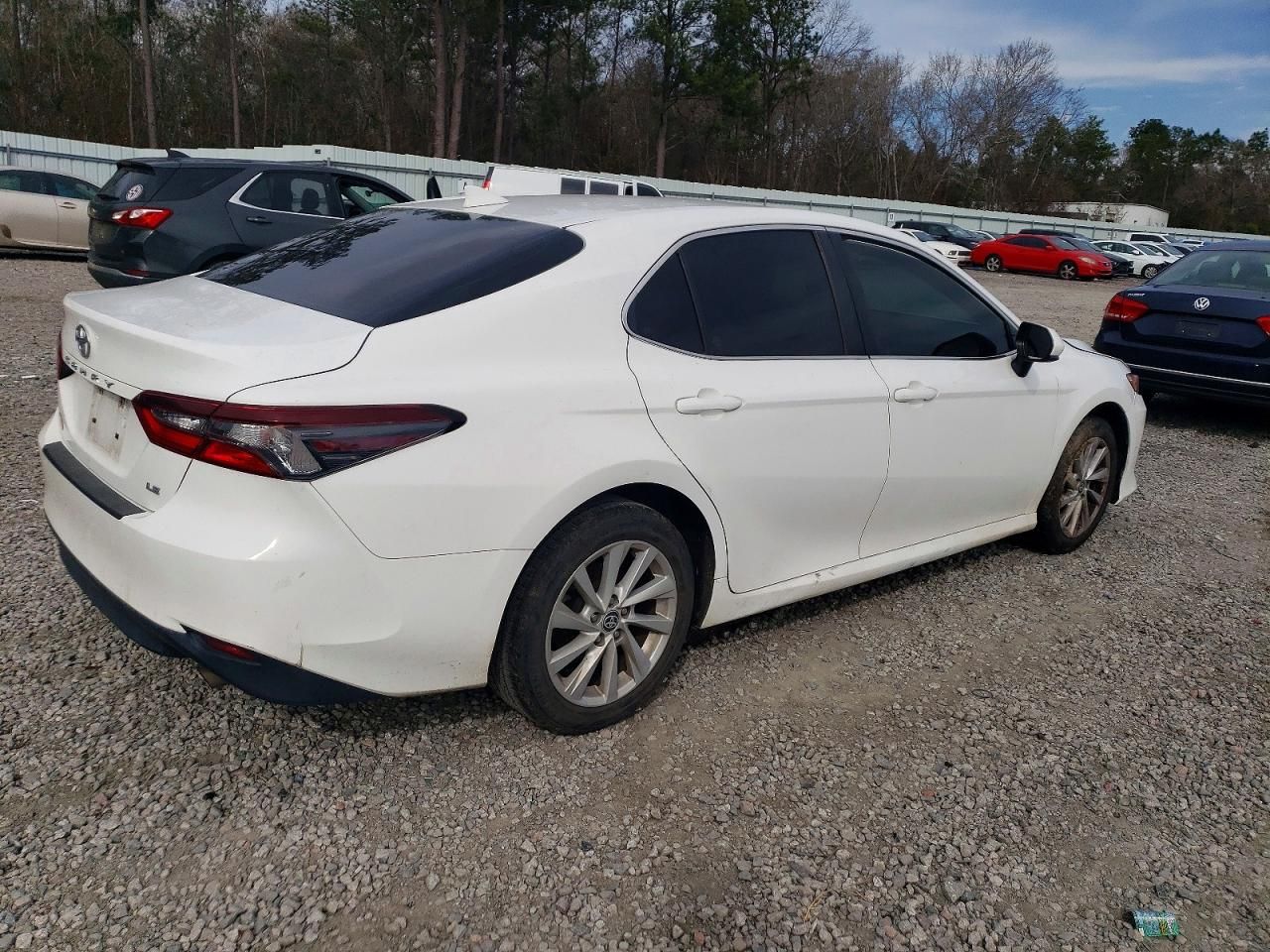 2021 Toyota Camry le
