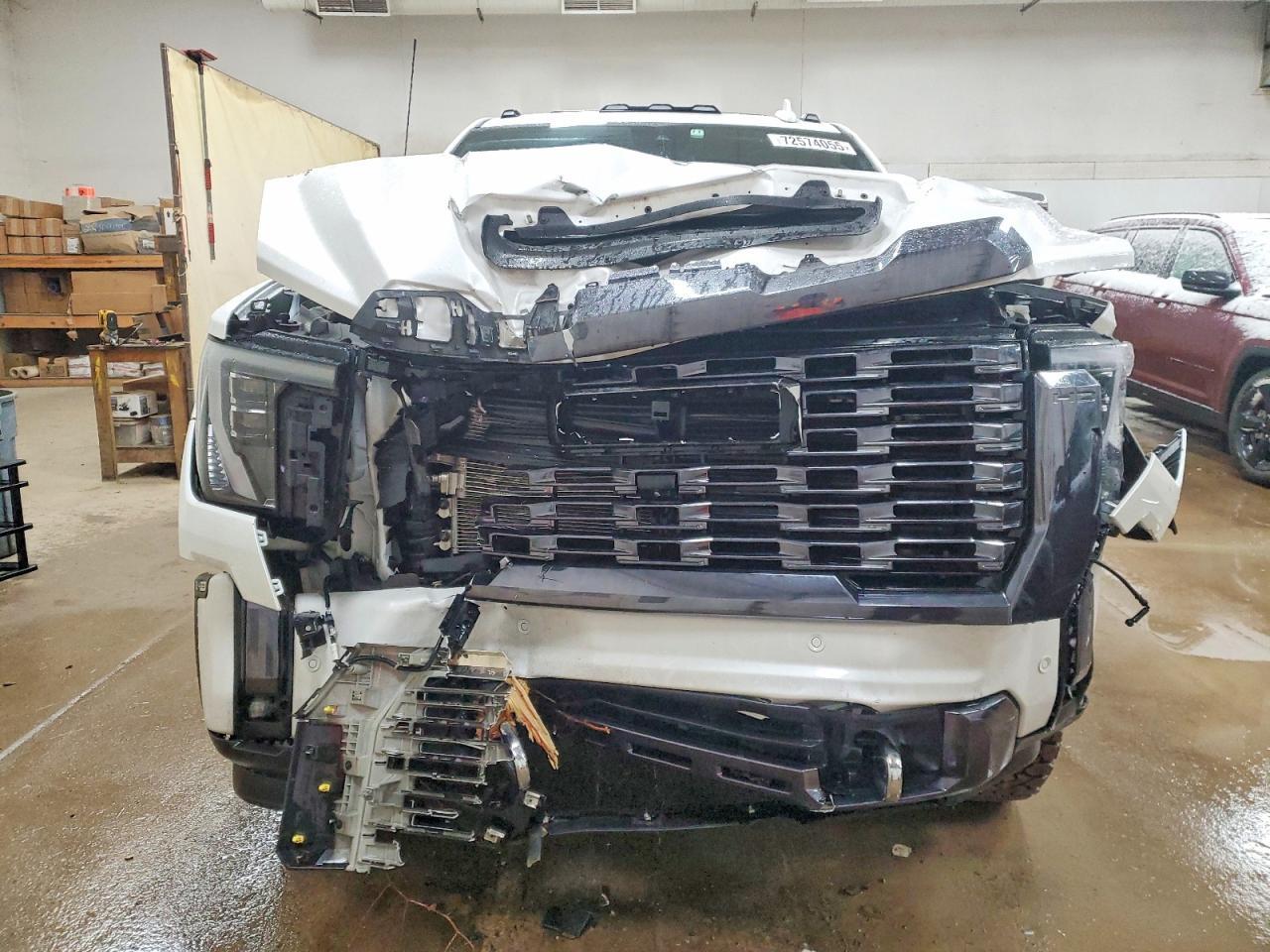2024 GMC Sierra K2500 Denali Ultimate
