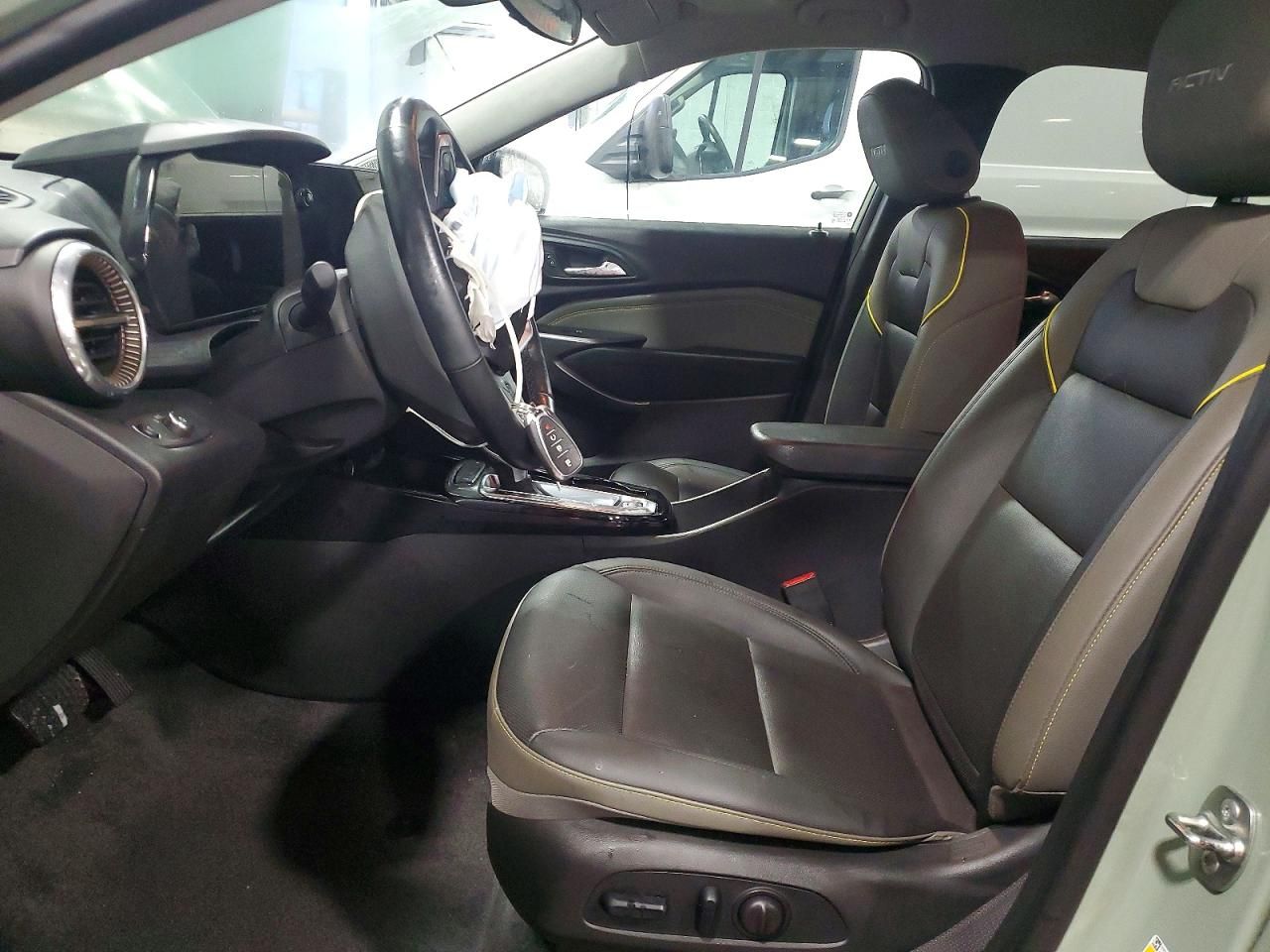 2025 Chevrolet Trax Active