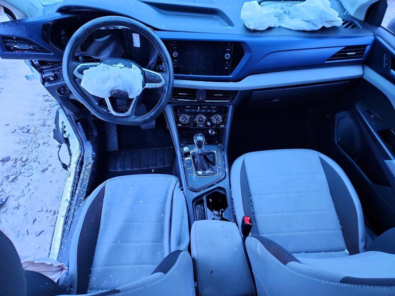 2022 Volkswagen Taos se