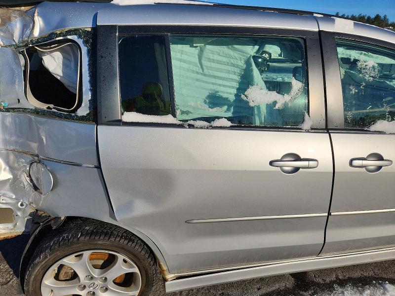 2009 Mazda 5