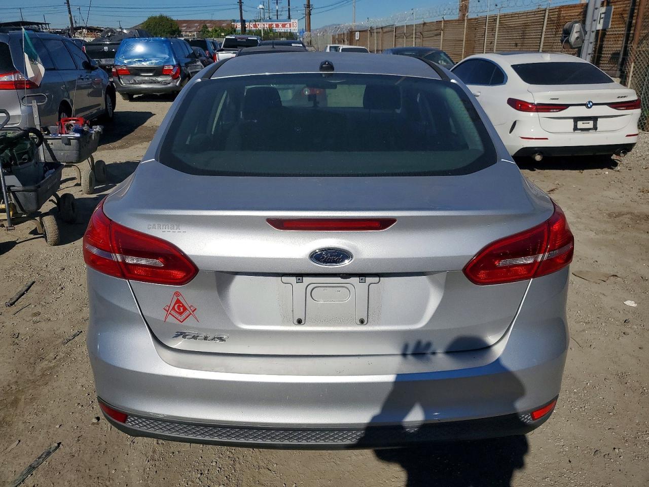2018 Ford Focus s