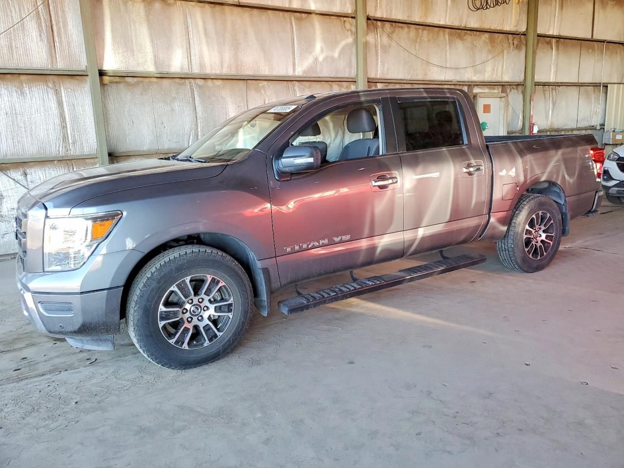 2020 Nissan Titan sv