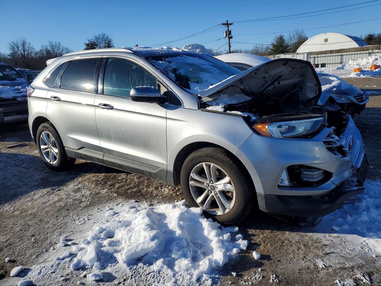2020 Ford Edge sel