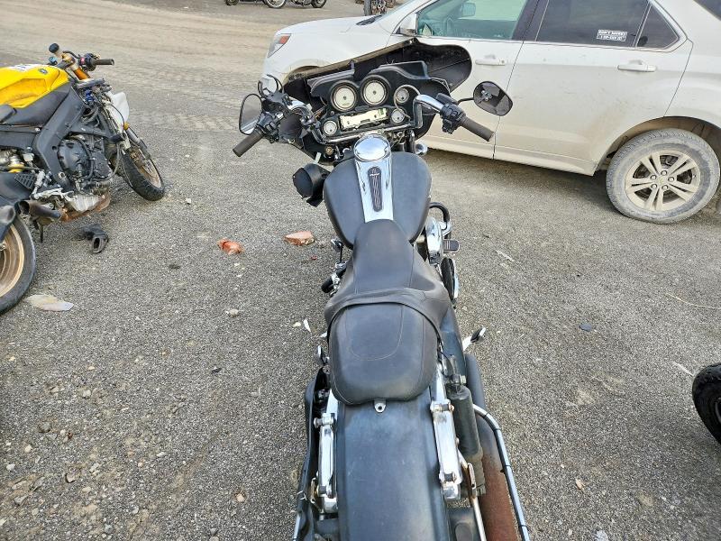 2011 Harley-Davidson Flhx