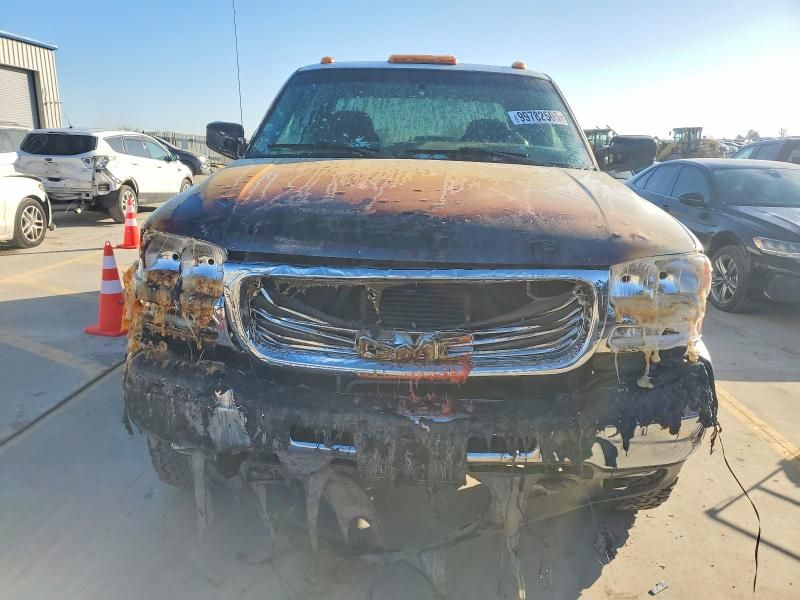 2002 GMC Sierra K2500 Heavy Duty