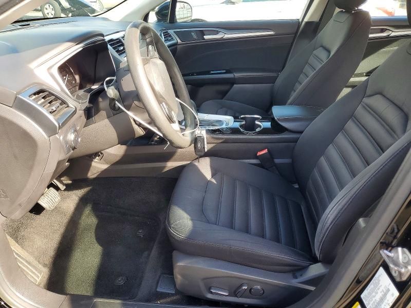 2016 Ford Fusion se Hybrid