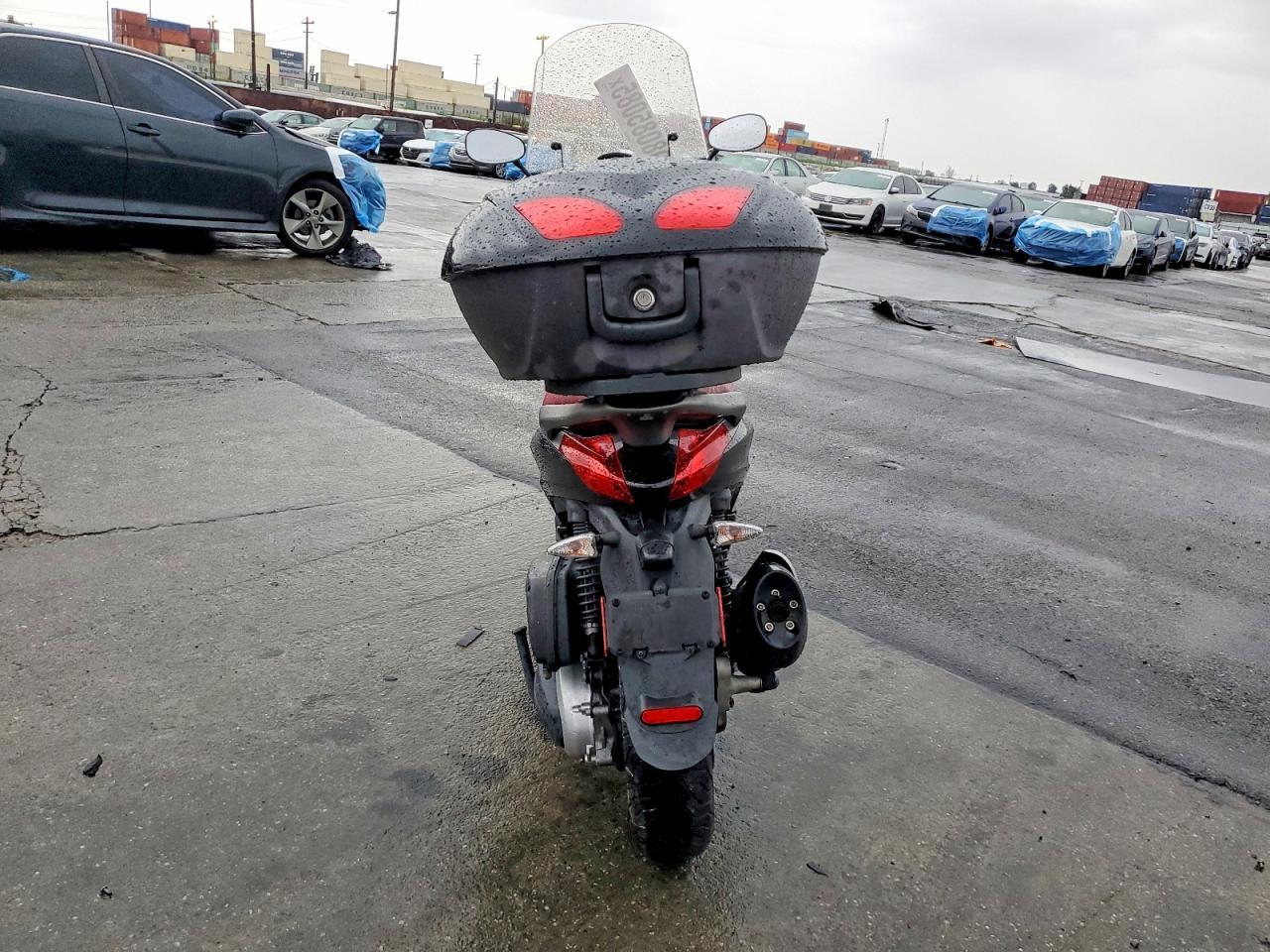 2013 Piaggio BV 350